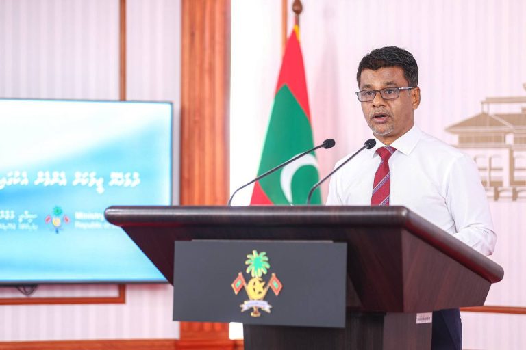 ހޮސްޕިޓަލް ތަރައްގީކުރުމުގެ 39 މަޝްރޫއެއް ކުރިއަށް އެބަދޭ: މިނިސްޓަރ