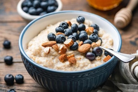 ރޯދަވީއްލުމަށް އޯޓްސް: ސިއްހީ ގޮތުން ގިނަ ފައިދާތަކެއް ލިބިގެންދާ މުހިންމު ކެއުމެއް