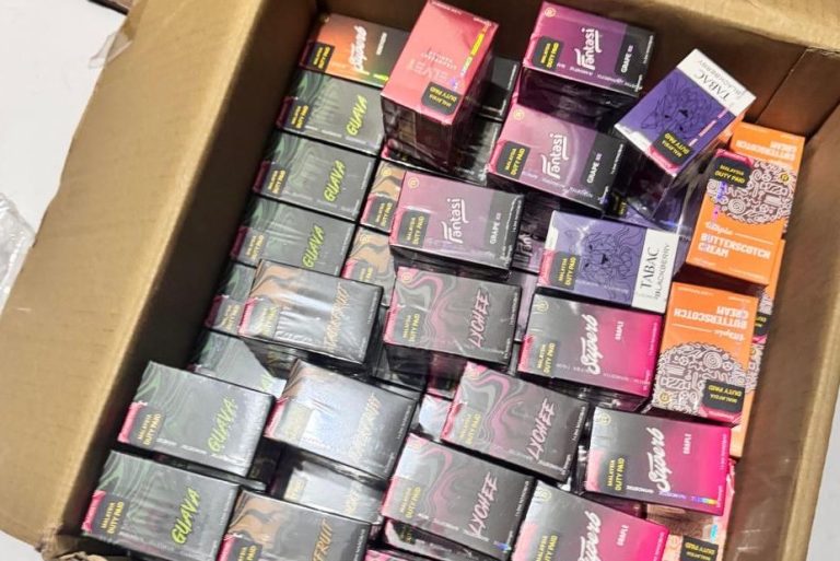 ގަވާއިދާ ހިލާފަށް ވޭޕް ވިޔަފާރިކުރަމުން ދިޔަ ބިދޭސީއަކު އަތުލައިގެންފި