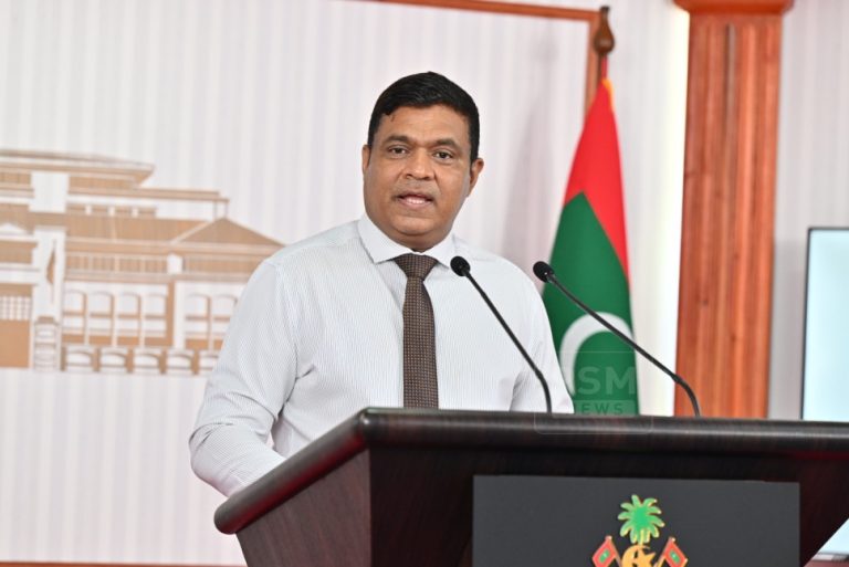 ސަރުކާރުގެ ޓެކްސީ ލައިން: ފުރަތަމަ ބެޗުގެ ޓެކްސީތައް މާރިޗު 11 ގައި ގެނެސް، ރޯދަ ނިމުމުގެ ކުރިން ޚިދުމަތް ފަށަނީ