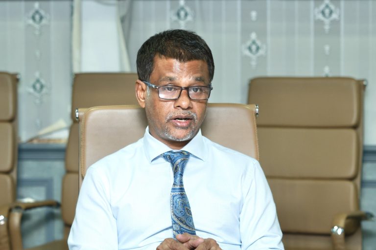 ޞިއްޙީ ނިޒާމުގެ އިތުބާރު ދެމެހެއްޓުމަށް ސައިންސާއި ޓެކްނޮލޮޖީއަށް އިންވެސްޓްކުރަނީ