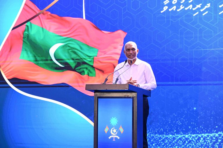 ލަންކާގައި ދިރިއުޅޭ ދިވެހިންނާ ރައީސް ބައްދަލުކުރައްވައިފި