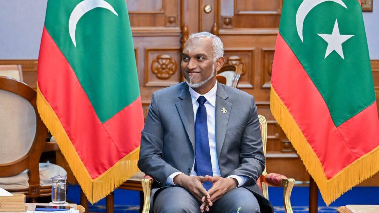 ރައީސް، ހިިޖުރީ އާއަހަރުގެ ތަހުނިޔާ އިސްލާމީ ޤައުމުތަކުގެ ވެރިންނަށް ފޮނުއްވައިފި
