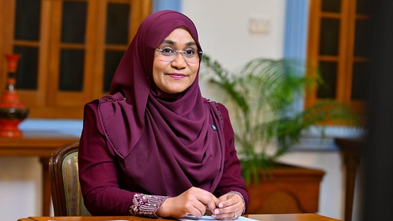 މާކް ފައުންޑޭޝަންގެ ސަމިޓުގައި މެޑަމް ސާޖިދާ ވާހަކަފުޅު ދައްކަވައިފި