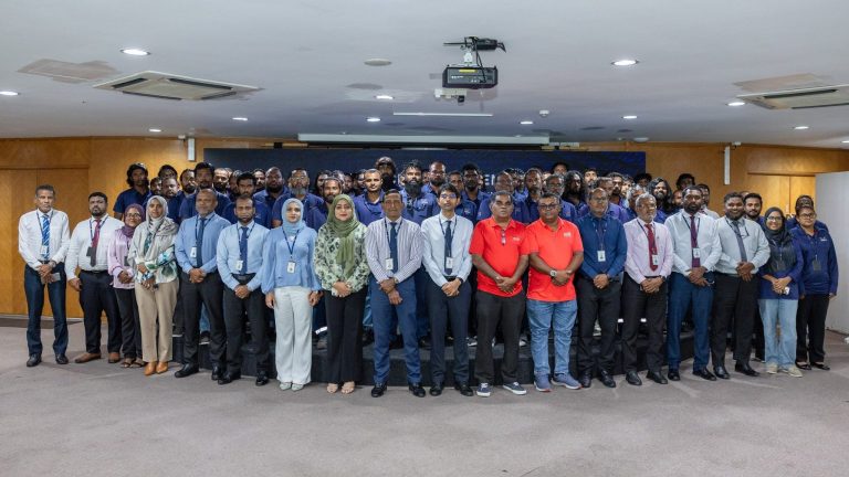 ސްޓެލްކޯއިން އަތޮޅުތެރޭގެ މުވައްޒަފުންނަށް ޚާއްސަ ފަންނީ ކޯހެއް ފަށައިފި
