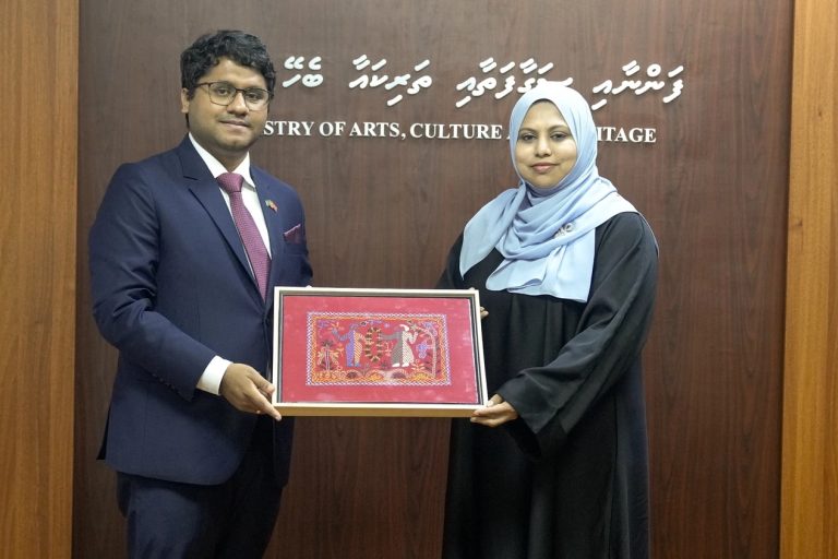 ރާއްޖޭގެ ސަގާފީ ތަރިކަ ރައްކާތެރިކުރުމަށް ބަންގްލަދޭޝްގެ އެހީތެރިކަން ހޯދުމާ ގުޅޭގޮތުން މަޝްވަރާކޮށްފި