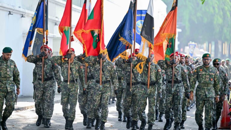 މިނިވަން ދުވަހުގެ އަސްކަރީ ހިނގާލުން މިރޭ 8:30 ގައި