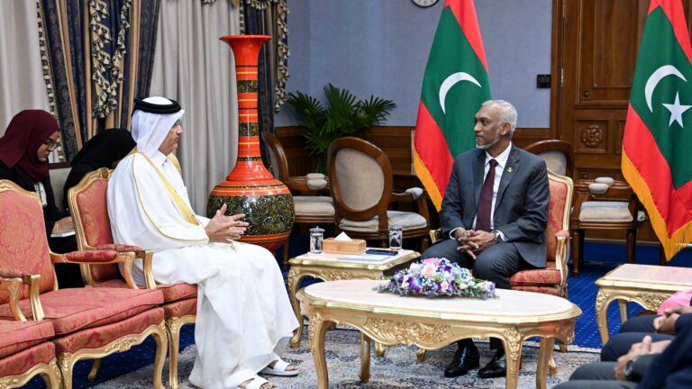 އިޤްތިޞާދީ އަދި ފަތުރުވެރިކަމުގެ ދާއިރާއިން އެއްބާރުލުން އިތުރުކުރުމަށް ޤަޠަރުގެ އައު ސަފީރާ މަޝްވަރާކުރައްވައިފި