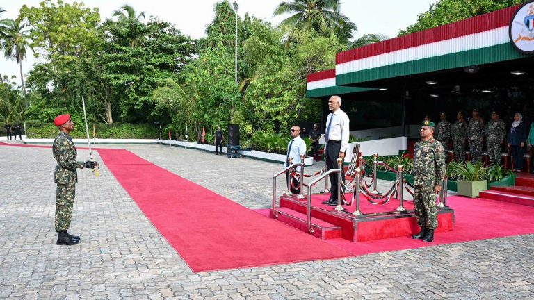 ސިފައިންގެ 72 އަދި 73 ވަނަ އަސާސީ ތަމުރީނު ކޯހުގެ ދަރިވަރުން ހުވާކުރައްވައިފި
