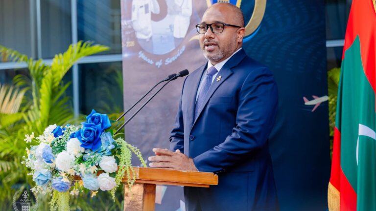 ކަސްޓަމްސްގެ ހިދުމަތްތައް ޒަމާނީ ޓެކްނޮލޮޖީއާއެކު ޑިޖިޓަލައިޒް ކުރާނަން: މިނިސްޓަރ އިޙްސާން