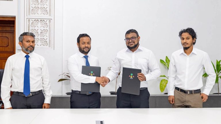 އަތްފޯރާ ފަށުގައި 1،000 ހައުސިން ޔުނިޓު އަޅަން ދިވެހި ފަސް ކުންފުންޏަކާ ހަވާލުކޮށްފި