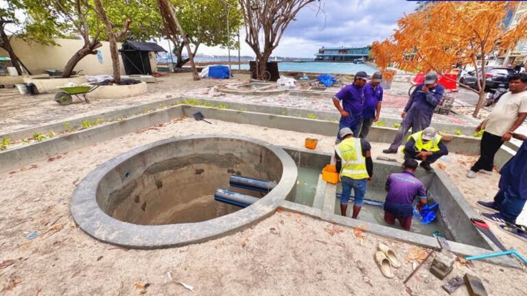ބޮޑުތަކުރުފާނު މަގުގައި ފެންބޮޑުވަނީ ޕަމްޕް ސްޓޭޝަންތަކުގެ މަސައްކަތް ނުނިމޭތީ: އެމްޓީސީސީ