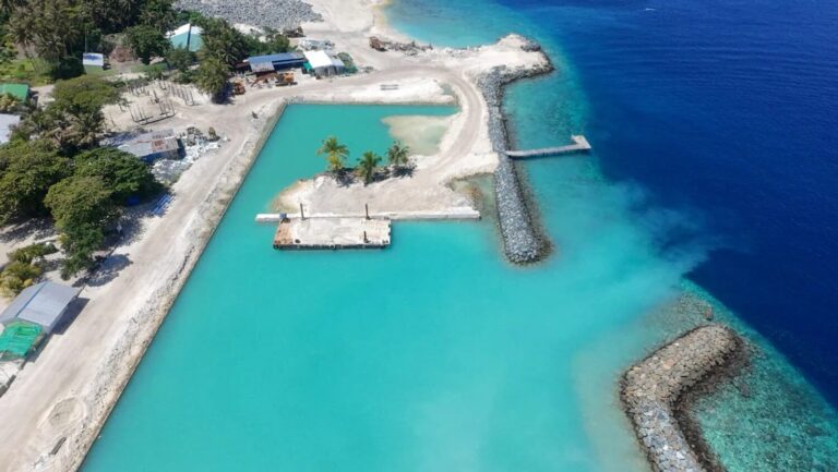 މާޅޮސް ބަނދަރު ހެދުމުގެ މަޝްރޫޢުގެ 83 އިންސައްތަ މަސައްކަތް ނިމިއްޖެ