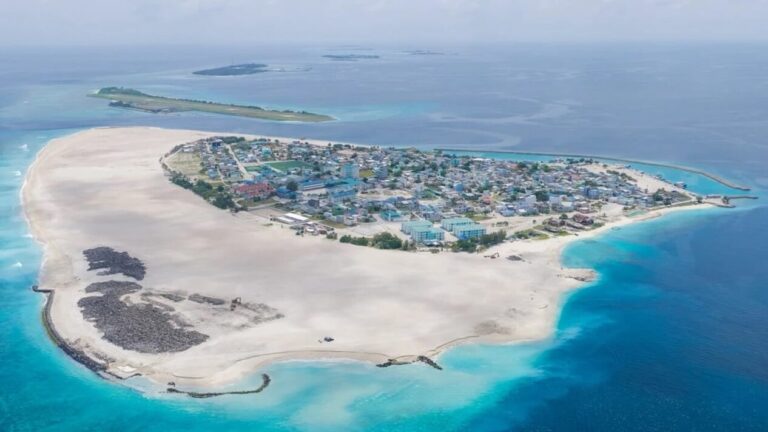 ނައިފަރު ބިން ހިއްކުމުގެ މަޝްރޫޢުގެ ދަށުން ހިއްކަން ޖެހޭ 45 ހެކްޓަރުގެ ބިން ހިއްކައި ނިންމައިފި