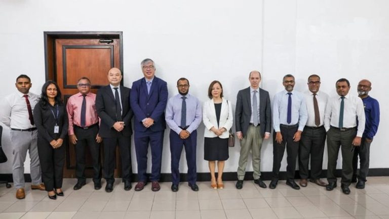 ކުނި މެނޭޖްކުރުމާއި ހަކަތައިގެ ދާއިރާއިން ގުޅުން ބަދަހިކުރުމަށް އޭޑީބީއާއެކު މަޝްވަރާކޮށްފި