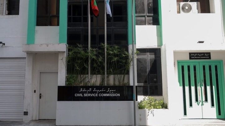 ޕަރމަނަންޓް ސެކްރެޓަރީންނާއި ސެކްރެޓަރީ ޖެނެރަލުންގެ މުސާރައާއި އިނާޔަތްތަކަށް ބަދަލު ގެނެސްފި