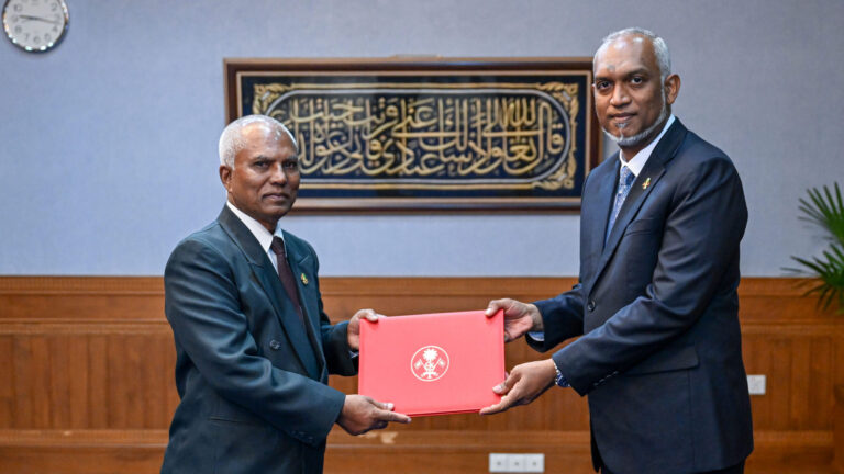 ވަޒީފާއާބެހޭ ޓްރައިބިއުނަލްގެ މެންބަރުކަމަށް ޝުޢައިބު ޢައްޔަންކޮށްފި