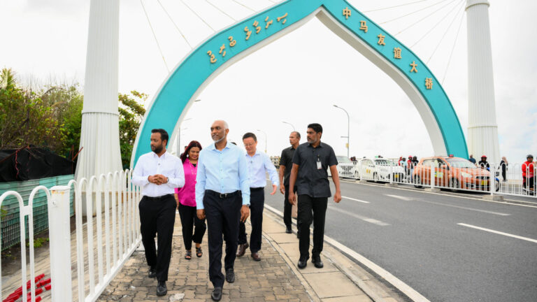 ސިނަމާލެ ބުރިޖަށް 8 އަހަރު: ރާއްޖެ-ޗައިނާގެ ވަރުގަދަ ގުޅުން އިތުރަށް ބަދަހިކުރައްވާނެކަމުގެ ޔަޤީންކަން ރައީސް ދެއްވައިފި
