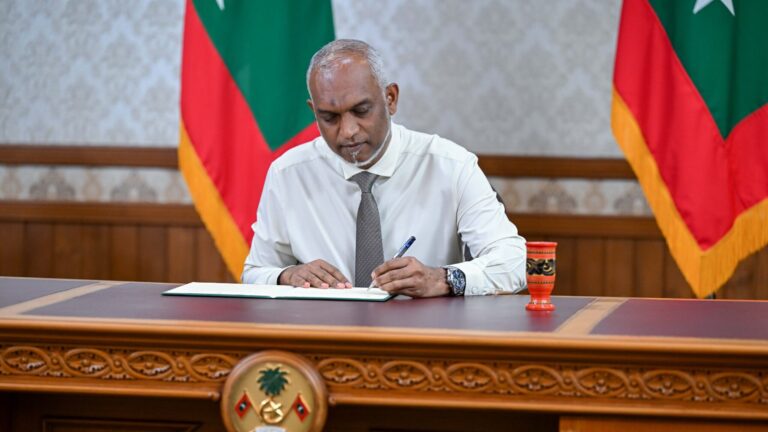 ބޭރުގެ ޓުއަރ އޮޕަރޭޓަރުންގެ އަތުން ޖީއެސްޓީ ނަގާ ގޮތަށް ޤާނޫނަށް ގެނައި އިޞްލާޙު ތަޞްދީޤުކުރައްވައިފި