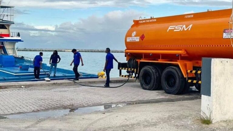 އޭޝިއަން ޑިވެލޮޕްމަންޓް ބޭންކް އިން ރާއްޖެއަށް 50 މިލިއަން ޑޮލަރުގެ ލޯނެއް ދީފި