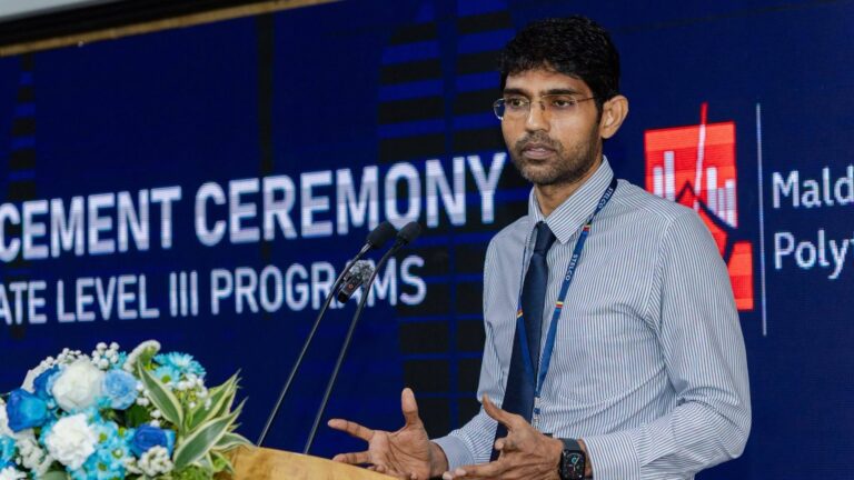 އިންޖިނިއަރިން ދާއިރާއިން ކުރިއަށްދާން ބޭނުންވާ ޒުވާނުންނަށް ސްޓެލްކޯގެ ދޮރުތައް ވަނީ ހުޅުވިފައި: އެމްޑީ ޑރ. އަޒުވަރު