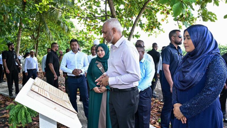 އުތީމުގައި ތަރައްޤީކުރި ތާރީޚީ ”ވާހަކަ ވައު“ ރައީސް މުޢިއްޒު ހުޅުވައިދެއްވައިފި