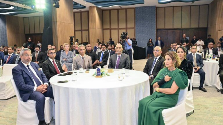 މޯލްޑިވްސް ޕްރިމިއަރ ބޭންކުގެ ޚިދުމަތް ރަސްމީކޮށް އިފްތިތާޙުކޮށްފި