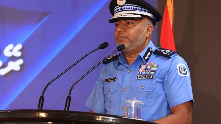 މަގާމުގެ ކުރިއެރުމާއެކު ނަމޫނާ ދައްކައި އަހުލާގު ހިފަހައްޓަންޖެހޭނެ: ސީޕީ