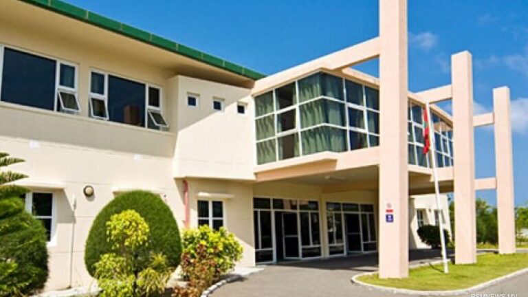 ހުޅުމާލޭ ހޮސްޕިޓަލުގެ ޑޮކްޓަރަކާއި ގުޅުވައިގެން ޝޯޝަލް މީޑިއާގަ ދައުރުވަމުންދާ ވާހަކަ ދޮގުކޮށްފި