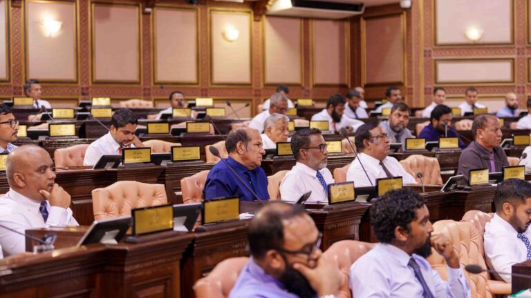މުހިންމު މަސައްކަތްތަކެއް ނިންމުމަށް މަޖިލީހުގެ ދައުރު އޮގަސްޓު 20 ގެ ނިޔަލަށް އިތުރުކޮށްފި