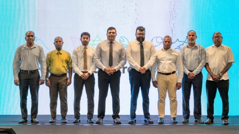 ”ވިޒިޓް މޯލްޑިވްސް އިޔާ 2027“ ގެ ރަސްމީ ތީމުގެ ގޮތުގައި ”އައިލެންޑްސް އާރ އަސް“ އިފްތިތާހުކޮށްފި