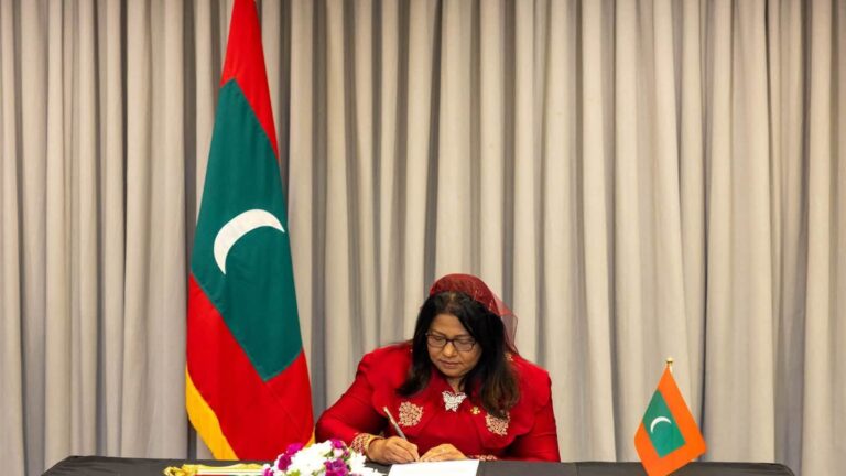 ކުޑަކުދިންނަށް ކުރާ އަނިޔާ ހުއްޓުވުމުގެ ”ބޮގޯޓާ ގަރާރު“ ގައި ރާއްޖެއިން ސޮއިކޮށްފި
