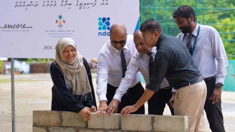 ހިންމަފުށީގައި ޤާއިމްކުރާ ޑްރަގް ރިހެބިލިޓޭޝަން ސެންޓަރުގެ އައު އިމާރާތުގެ ބިންގާ އަޅައިފި