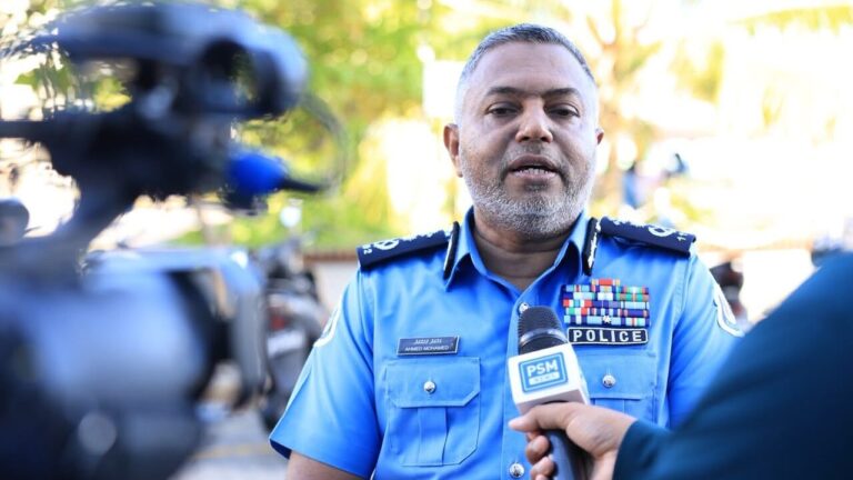 މަދަނީ ޚިދުމަތެއްގެ ގޮތުގައި ފުލުހުންގެ މުއައްސަސާއަށް ބޮޑެތި ކުރިއެރުންތަކެއް ލިބިއްޖެ: ސީޕީ