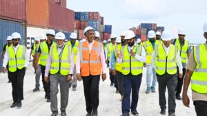 މާލޭ ވިޔަފާރި ބަނދަރު ތިލަފުއްޓަށް ބަދަލުކުރުމަކީ މިހާރަށް އޮތް އެންމެ މުހިންމު މަޝްރޫޢު: ރައީސް