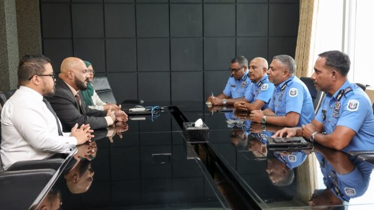 މާލޭގެ ޓްރެފިކް މައްސަލަތައް ހައްލުކުރުމަށް ސީއީއޯ އާއި ސީޕީ ބައްދަލުކުރައްވައިފި